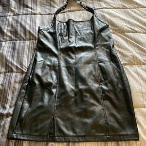 Pretty little Thing Shape dress